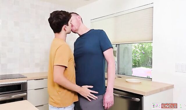 I Need My Step Daddy’s 10-Pounder