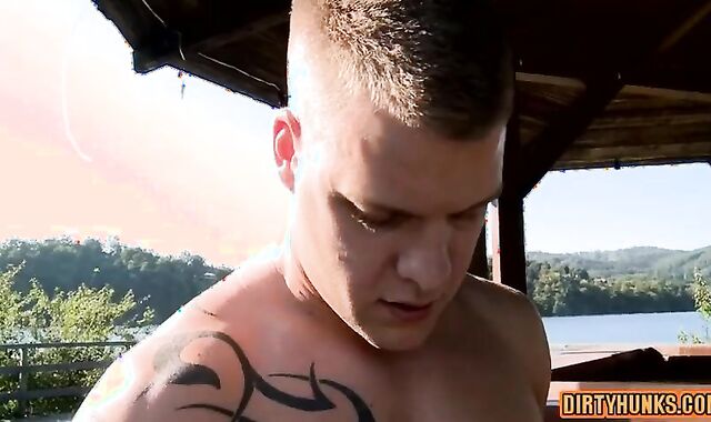 Muscle Daddy booty screw-out With Facial cumshot