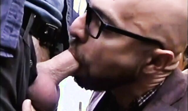 Gaycest: DILF Cole facehole smash episode