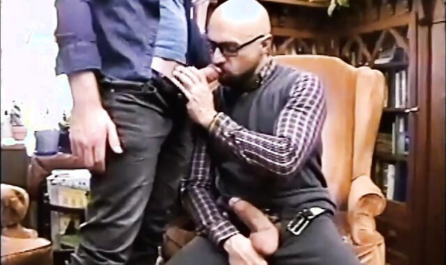 Gaycest: DILF Cole facehole smash episode