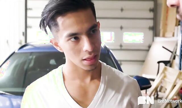 couldn't Pay For Van Service So he hammered Me With His ginormous 10-Pounder Instead!!