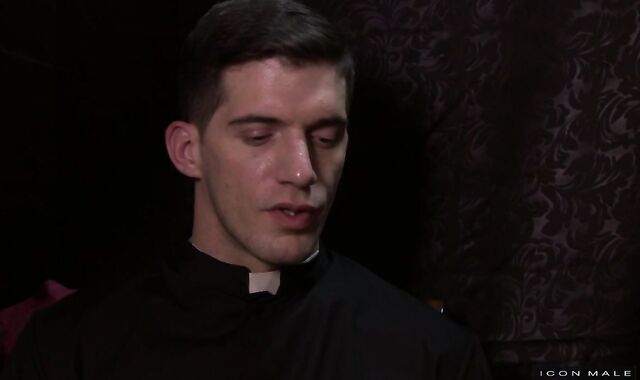 IconMale.com - Muscled faggot Nick Capra need slamming hard HD