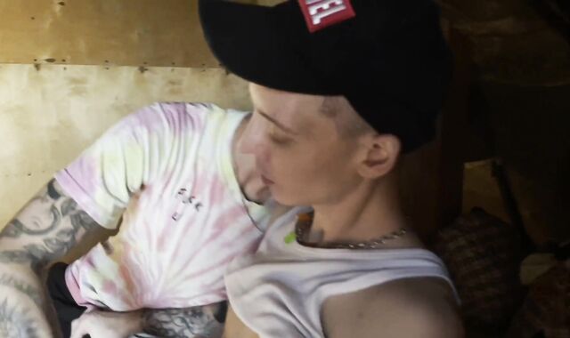 gruppa grubyy seks s druz'yami na moye den' rozhdeniye pervaya chast'