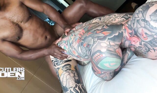 Cutler Inner Jizm Fountain Breeds Supah-Steamy Tattooed Man Inked Berlin for Cutlers Den