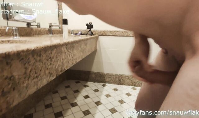 Snauwflake : A french twink get pounded in public rest bedroom (Homo French pornography)