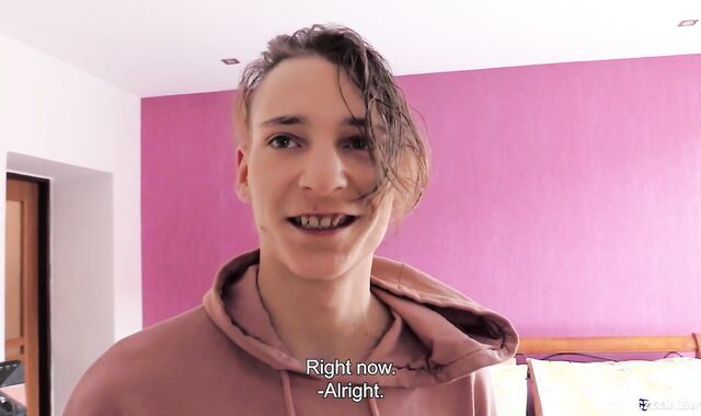 BigStr - Twunk Experiences His Parkour & Pecker Taking Abilities While Earning Some Money On The Side