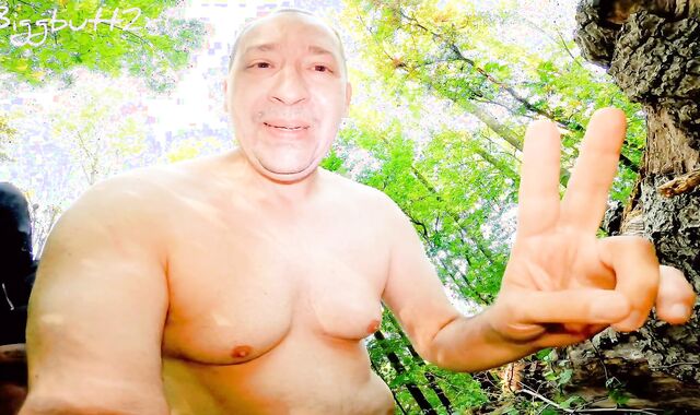 BIGGBUTT2XL TAKES 2 FOUNTAINS IN THE WOODS CHESTER PENNSYLVANIA