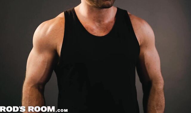 Bearded Bf Rode By Tattooed Guy - Boyfriend Butler, Dakota Payne - RodsRoom