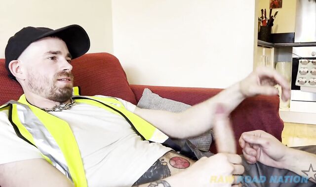 LUXURIOUS TAT YOUNGSTER WITH big FUR CAKED ROD PENETRATES M8