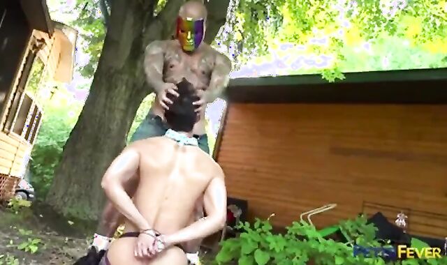 Levy Fox And Daddy 212