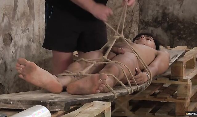 Adult movie star Maxxie Rivers jizm-shot