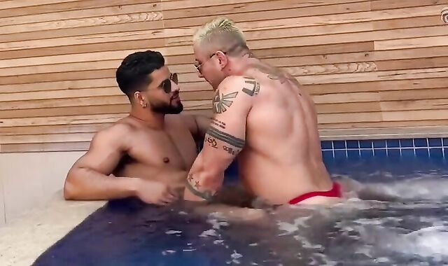 Beefy duo Having humid gusto In The Jacuzzi [ONLYFANS]