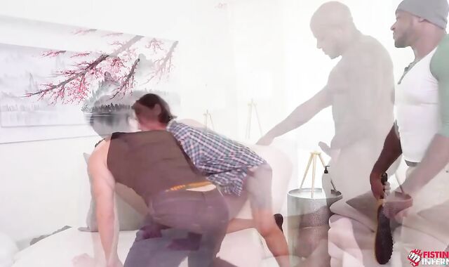 Handballing Inferno: Noisy hump with Devin in tandem with Franco