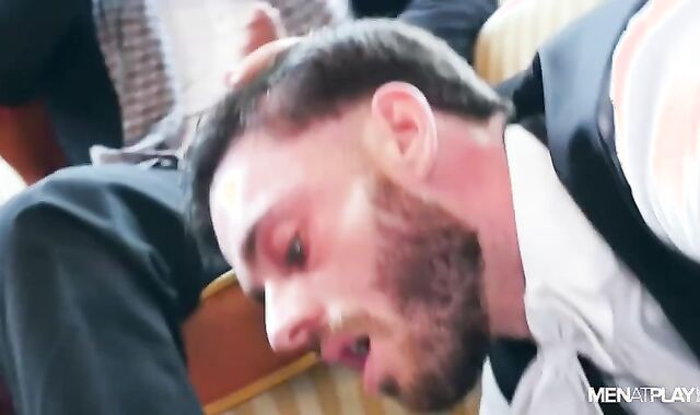 The Butler's brown-eye - Gustavo Cruz, Manuel Reyes