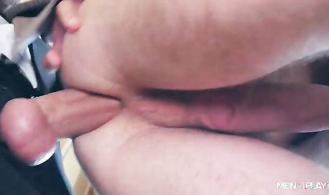 The Butler's brown-eye - Gustavo Cruz, Manuel Reyes