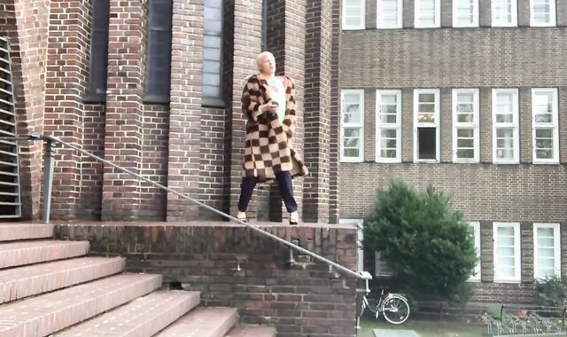 youngster IS ALWAYS ANXIOUS FOR wet knob