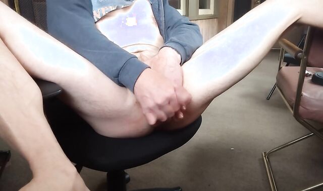 Fapping ten-Pounder In Need Of Dad ten-Pounder