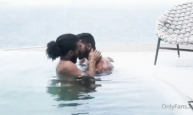 A Roll-penetrate Of good-sized chisels Is A Handle To Eyes [ONLYFANS]