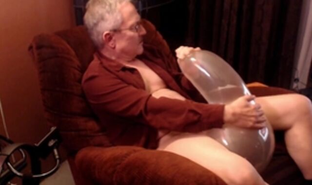 Balloonbanger 61) Dad deep throating Up 17inch Balloon, Fap, enjoy testicle tonic And Pop!