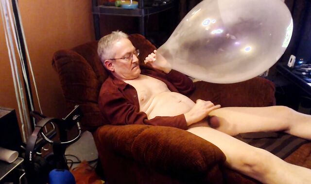 Balloonbanger 61) Dad deep throating Up 17inch Balloon, Fap, enjoy testicle tonic And Pop!