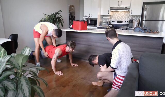 Twunk Trade: Starlet yankee James Fox competition in park