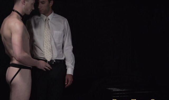 BoyForSale: The Dude Cole without a condom tossing salad hookup sequence