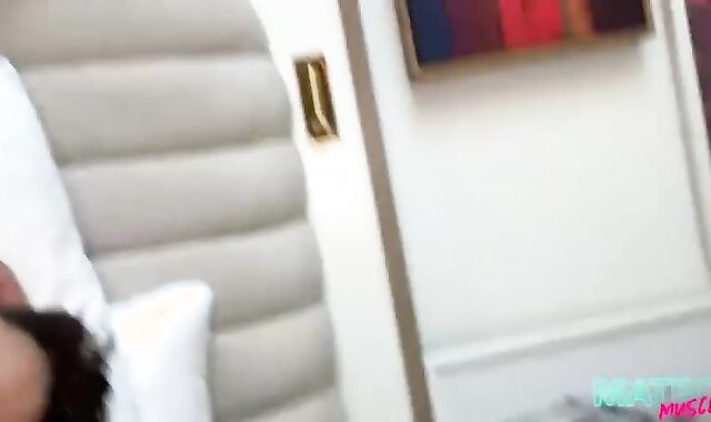 yam-sized Parent acquires Idolized And Breeds Trophy Muscle Bottom