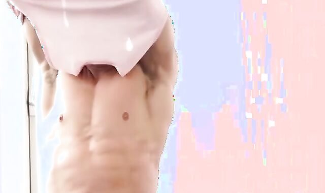 Tatted & muscly wolf sans a condom popshot