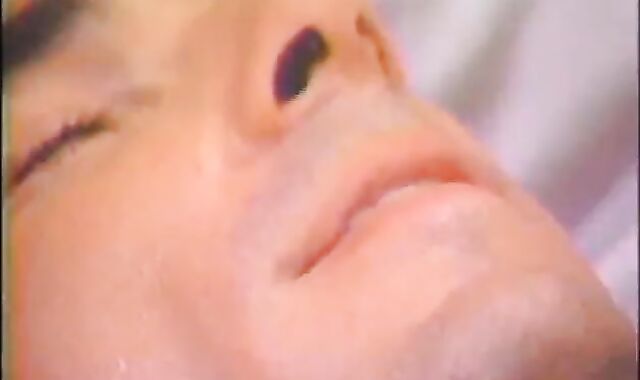 Yankee teddy has a taste for sans a condom wedging rock-hard