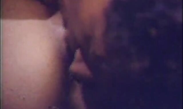 Yankee teddy has a taste for sans a condom wedging rock-hard