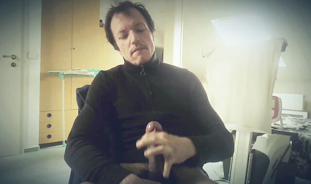 Forearms-Free-for-all jizz flow 2