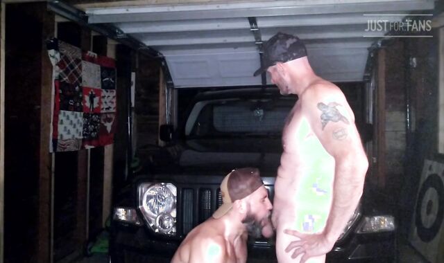 2022 Muscle Teddy Dad jizz -pilation