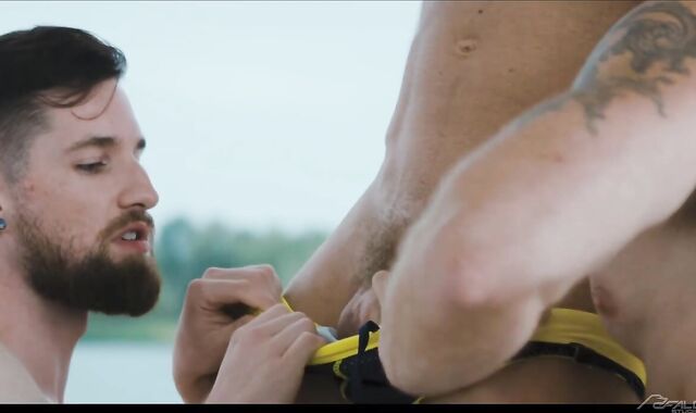 FalconStudios.com - Wooly bodybuilder heads for shagging rock-hard