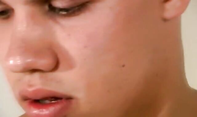 Enjoy to Lube my Weenie and Stroke it