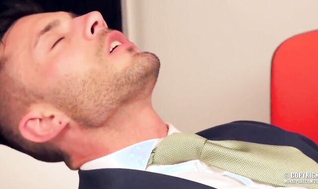 COWORKER INTO a DEEP AND SIGNIFICANT PROJECT