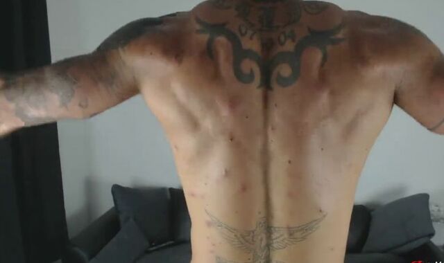 Well-lubed up Muschle with my own Jism - JockLive.com