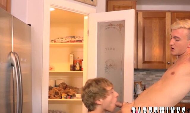 NAKED TWUNKS - Lean youngsters interchange fellatios before having humid fucky-fucky