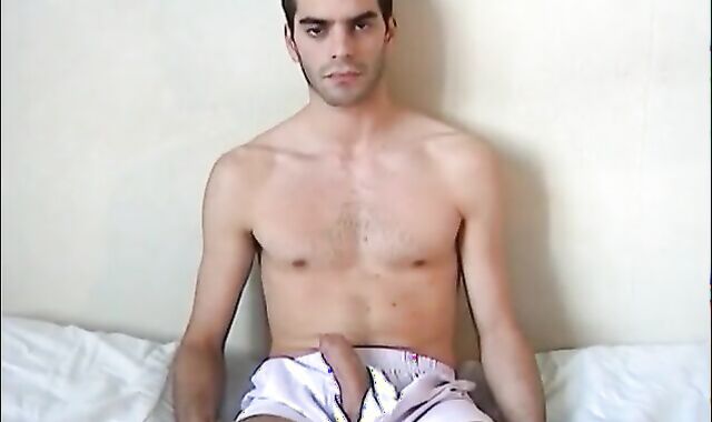 Utter Movie: a Harmless Delivery Stud Serviced his Gigantic Fuck-stick by a Dude!