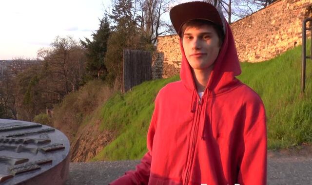 Ultra-cute Stud - Hand job Escapade