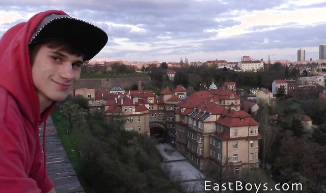 Ultra-cute Stud - Hand job Escapade