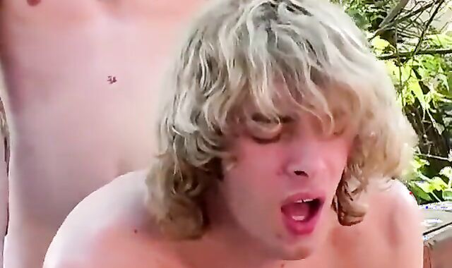 Frankie and Seth Perceiving Pipe for the first-ever Time