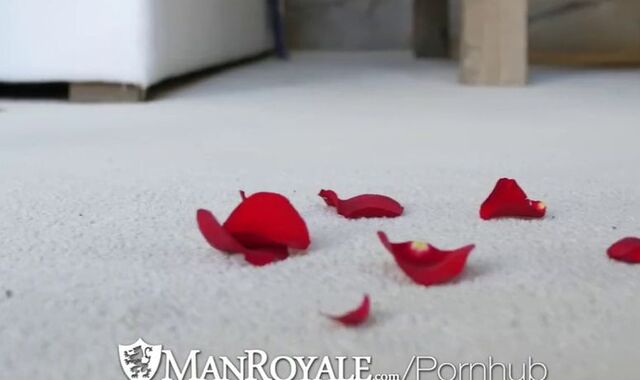 ManRoyale - Daniel Duress & Scott DeMarco Nail on V-day