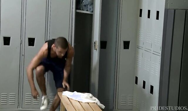 Over30 Locker Apartment Ass job and Assfuck