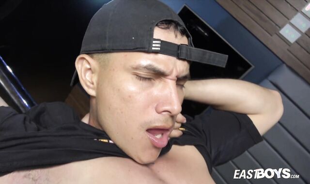 Muscle Idolize and Rubdown of Mateus Ferreira