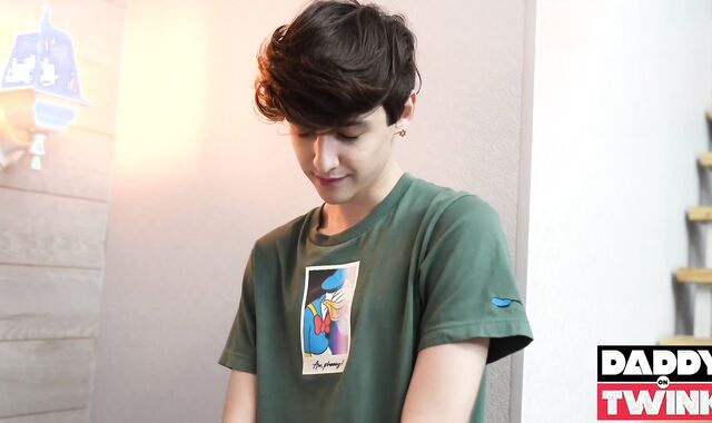 DADDYONTWINK Den Sport Taunts Tony Keit Pinkish Crevice Before Poking