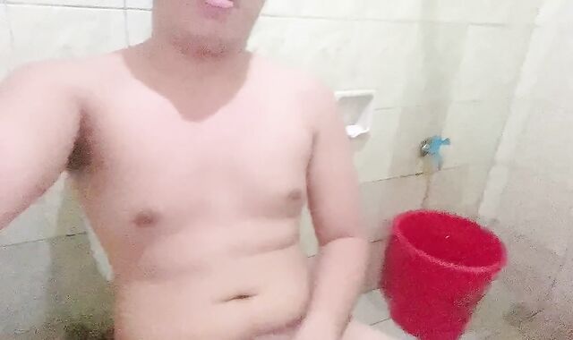 Jakol Sa Banyo Draining and Jizz in the Douche YELL UNGOL (PINOY JAKOL)