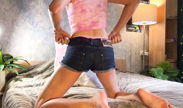 Wailing Femboy Solo and Tonguing Own Jizm