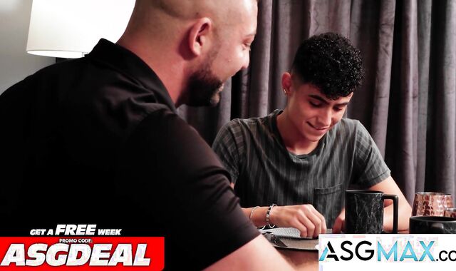 From Sandwiches to Temptation - Lovely Youngster Ian & Red-hot Step Gunkle Lucca’s Kinky Memory Lane!