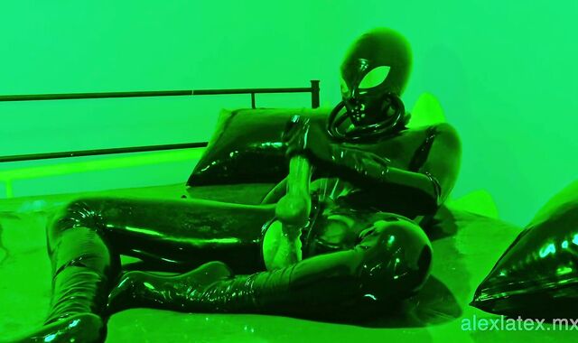 Alien’s gooey assfuck delectation T3, plowing until I jizm - Alex Spandex