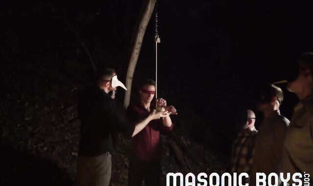 MasonicBoys - Guiltless lad Cole Blue barebacked by draped suited DILF